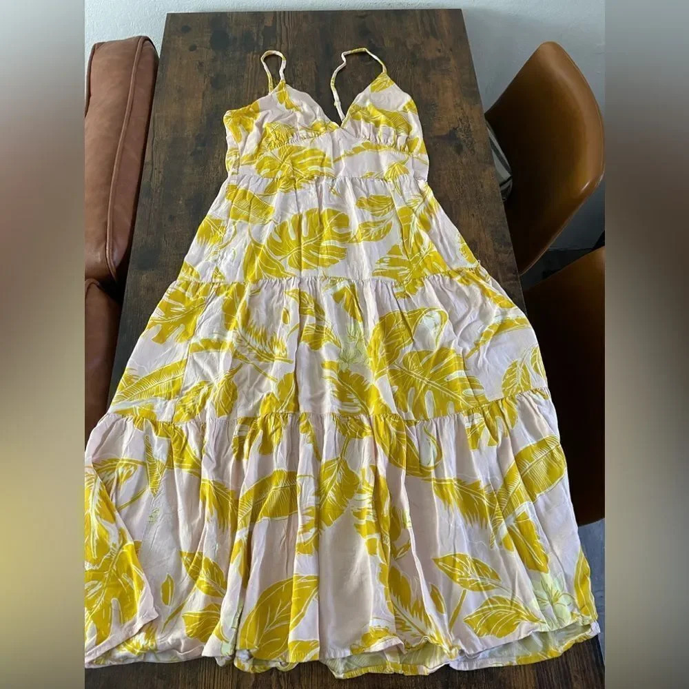 Wild Fable Leaf Print Sleeveless Tiered
Dress - Picture 4 of 11